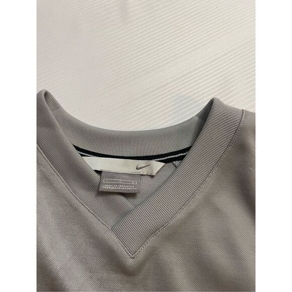 Nike Grey Vintage Y2K Swoosh V Neck T-Shirt Size Large - Picture 2 of 7